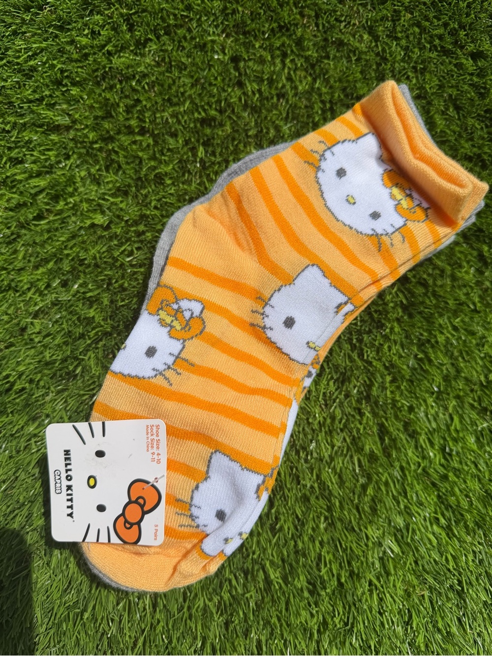 🍂 Hello Kitty Orange and White Striped Ankle Socks GET READY FOR THE FALL 🍂🍁